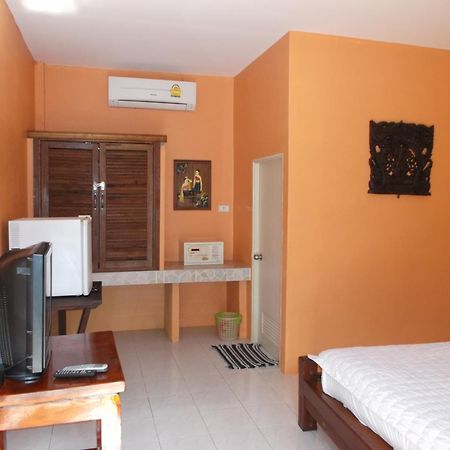 Ryans Resort Prasat Exteriör bild