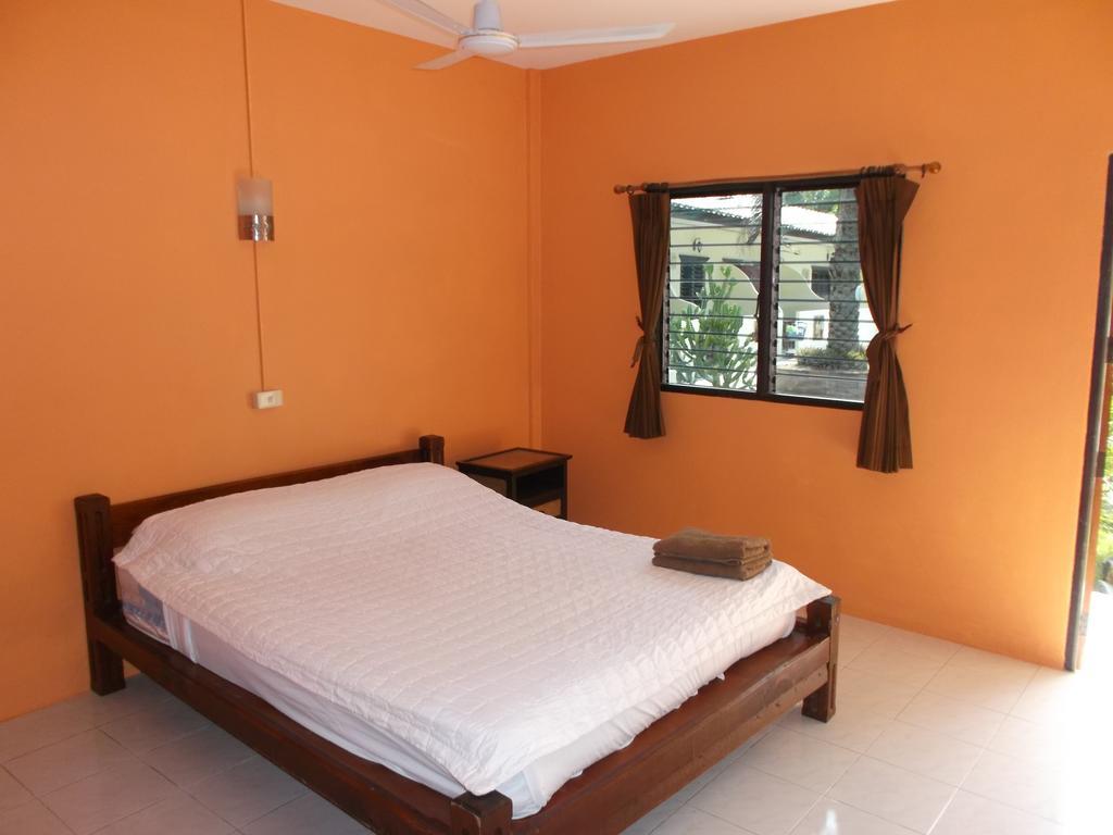 Ryans Resort Prasat Exteriör bild