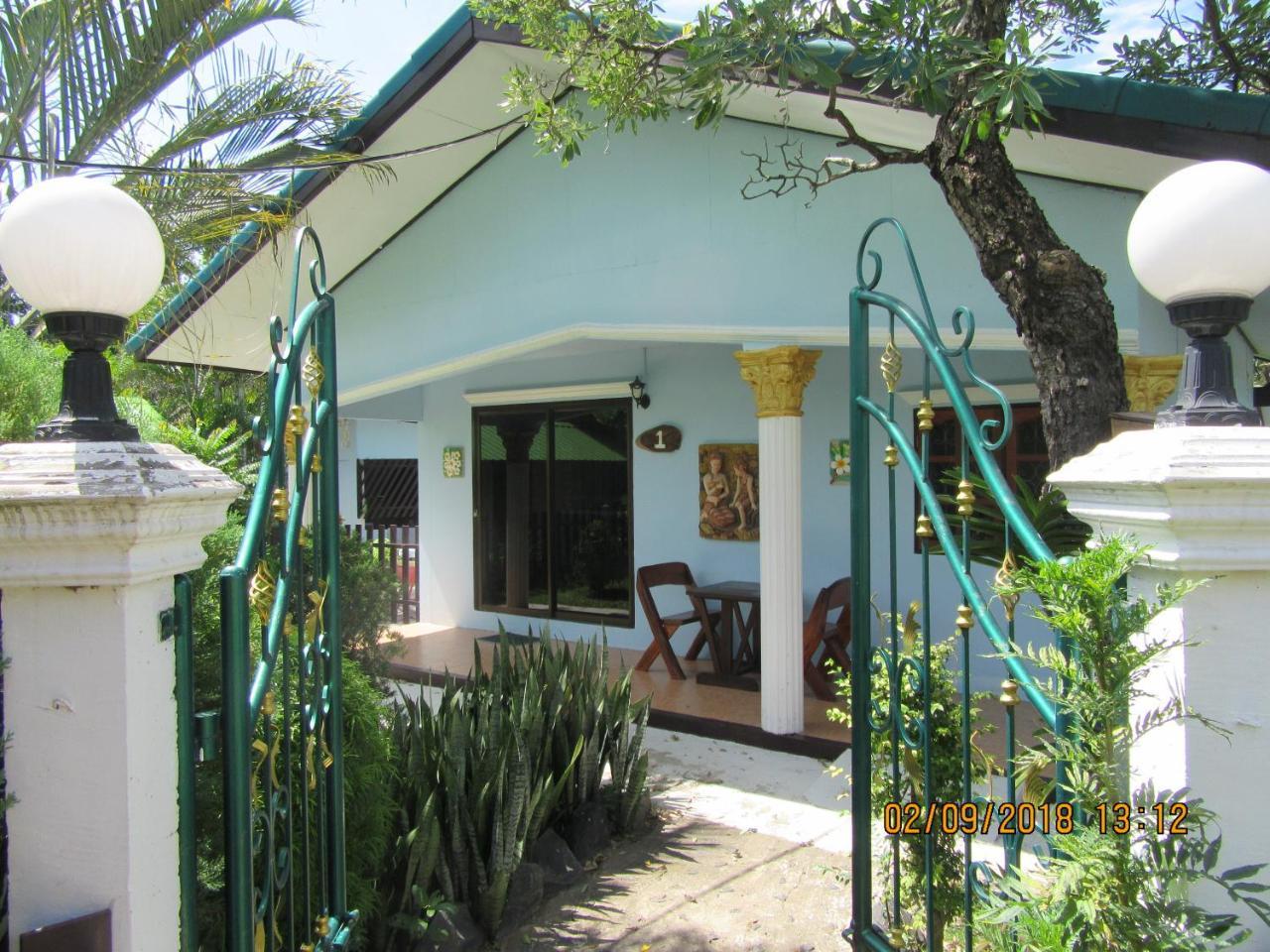 Ryans Resort Prasat Exteriör bild